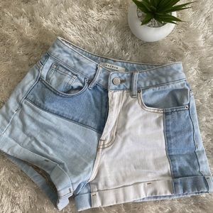 Pacsun shorts 🦋
